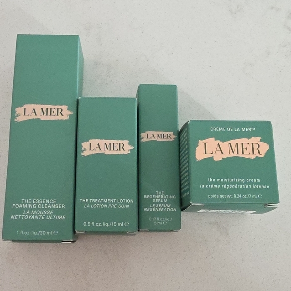 La Mer Skincare Collection with Green BAG - Picture 2 of 2